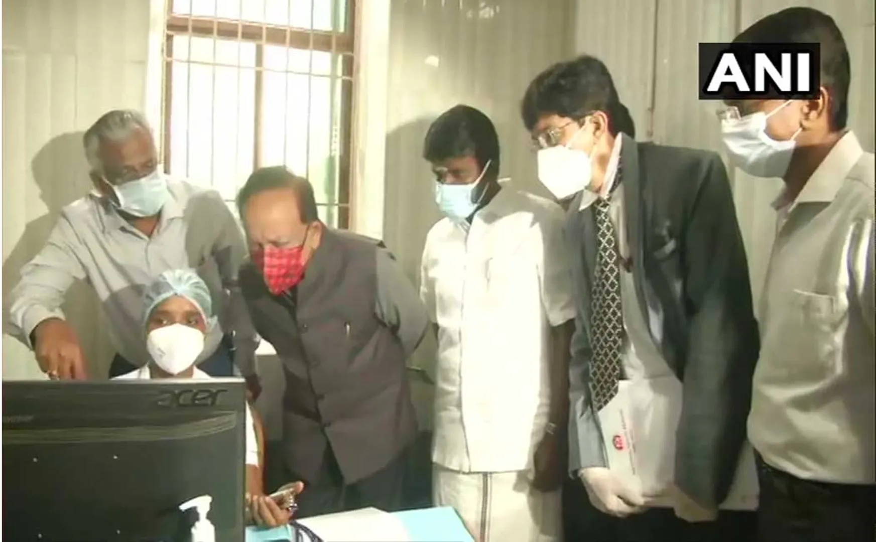 coronavirus vaccine union health minister visit chenna rajiv gandhi hospital 